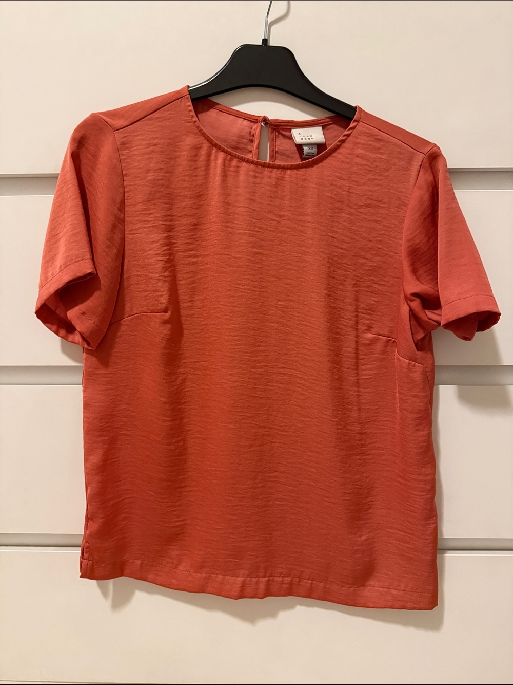 A New Day Short Sleeve Blouse in Salmon / Coral - Size XS